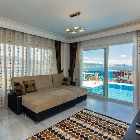 Апартаменти Castle (adults Only)