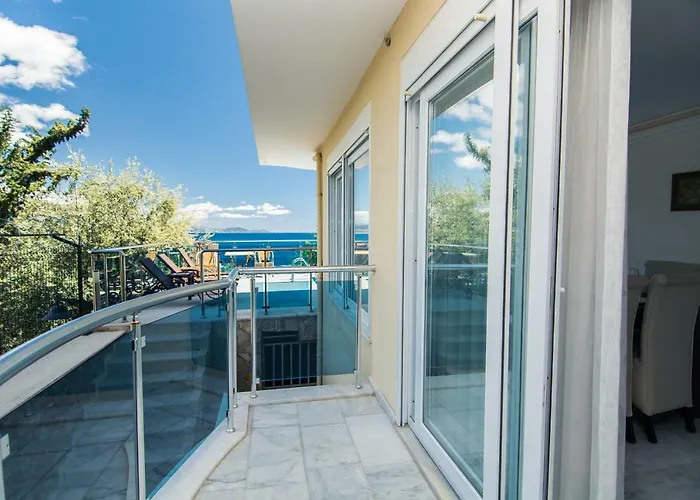 Castle (adults Only)